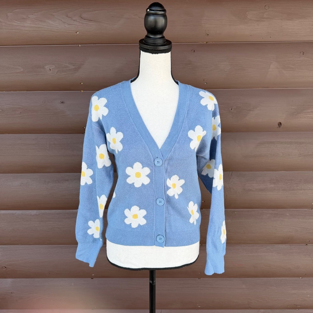 Willow & Wind Blue Daisy Floral Button Front V-Neck Cardigan Sweater Womens Sz M
